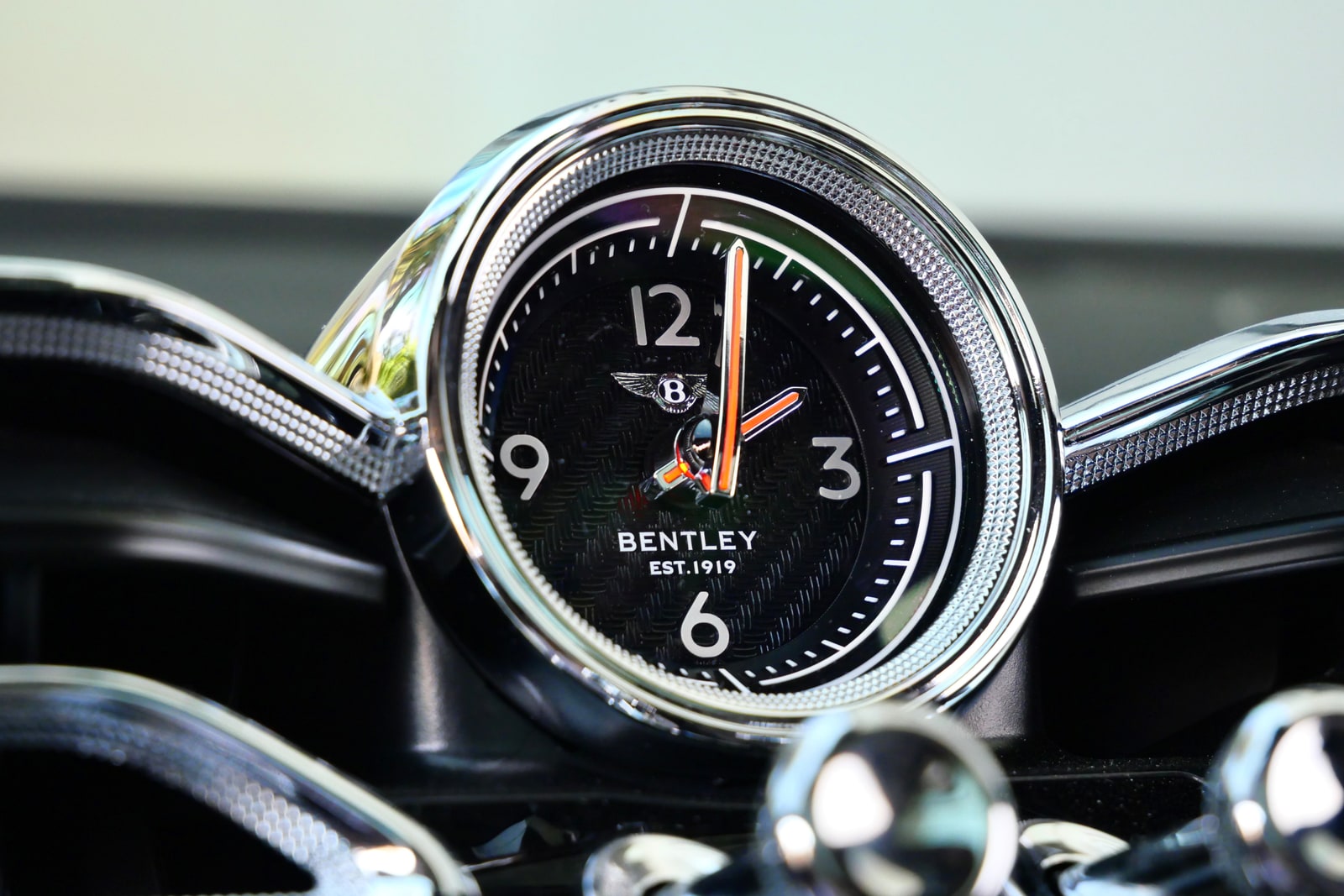 The analogue Bentley clock set into the dashboard of the Bentayga