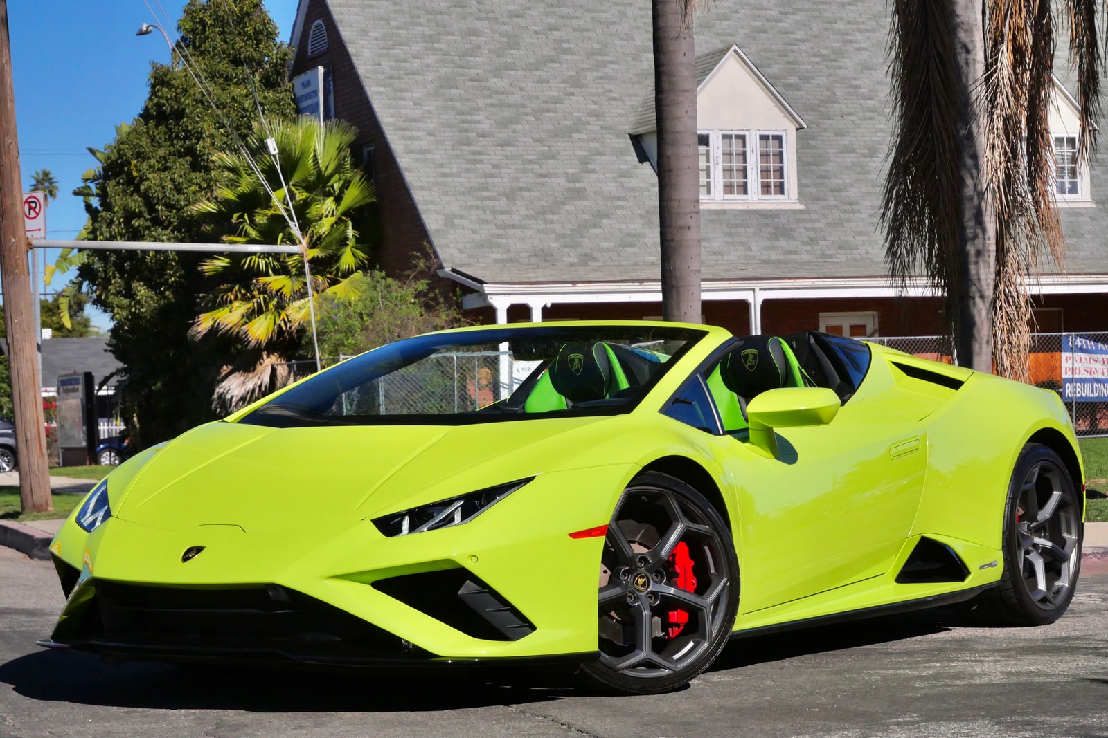 Huracán Coupé or Spider: The Roof Question, Answered Honestly