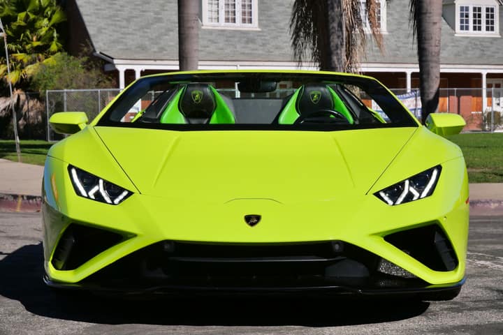 Huracán Evo Spyder rental in Los Angeles