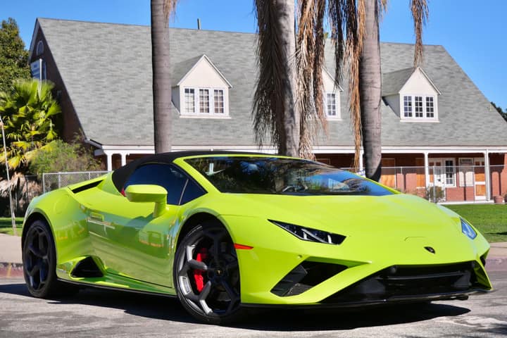 Lamborghini Huracán Evo Spider rental in Los Angeles