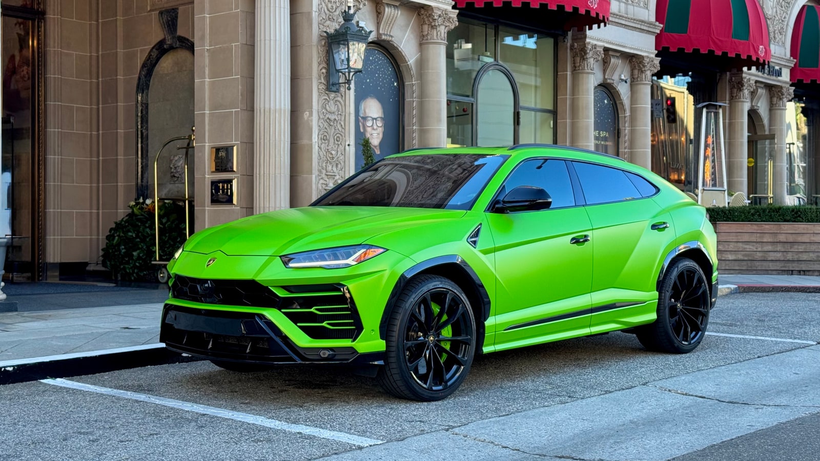Lamborghini Urus for weddings in Los Angeles