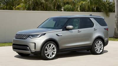 Land Rover Discovery Silver rental in Los Angeles