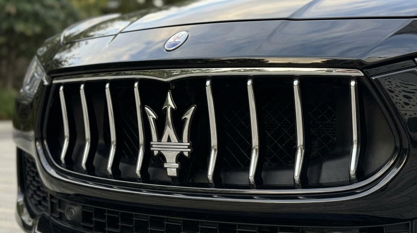 Black Maserati Ghibli, photo 3 of 3