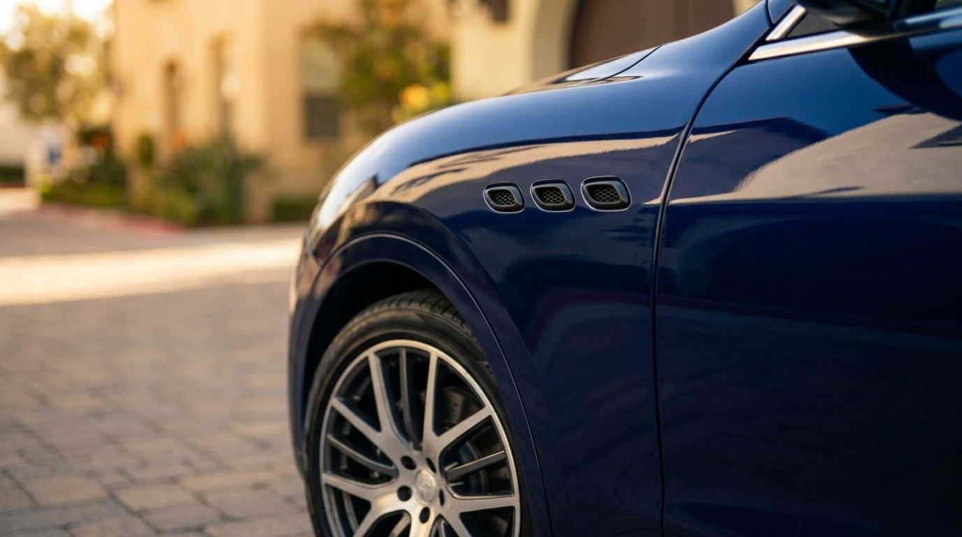 Blue Maserati Levante, photo 3 of 3