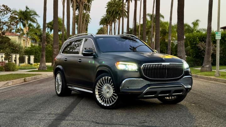 Maybach GLS 600 rental in Los Angeles