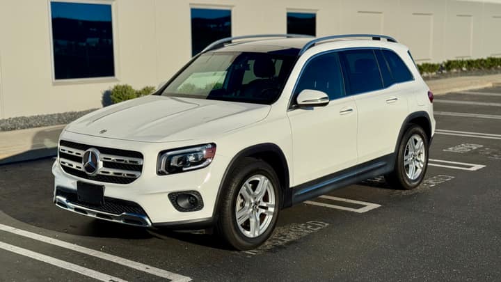White Mercedes GLB rental in Los Angeles