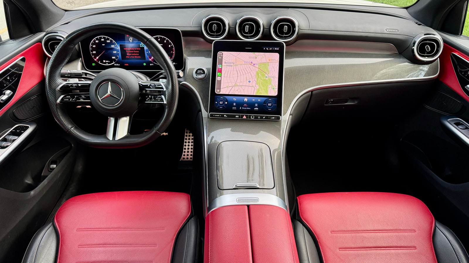 Dashboard and screen of the Mercedes GLC