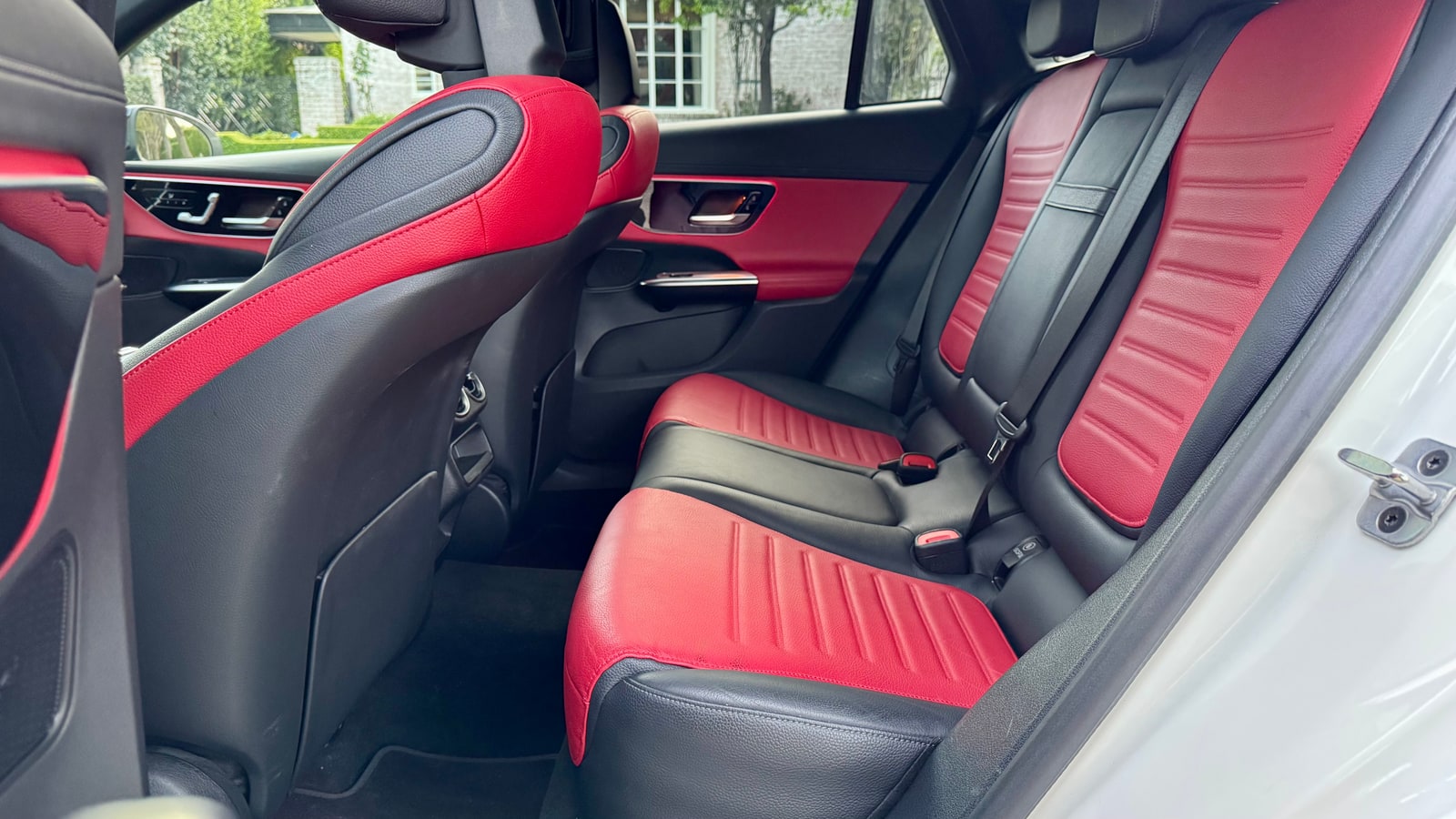 Red leather rear seats of the Mercedes GLC