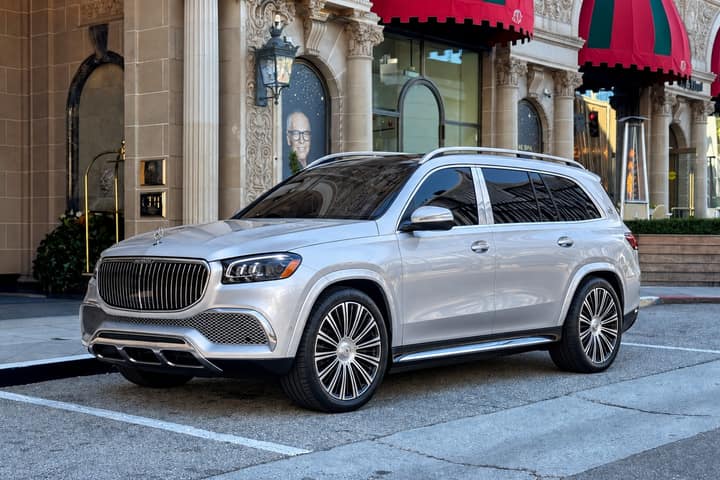 Silver Maybach GLS 600
